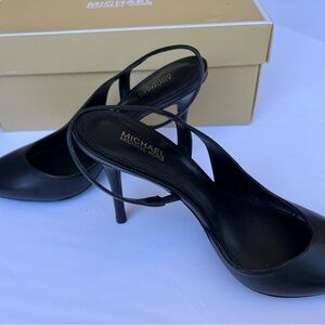 Michael Kors Eliza Pump